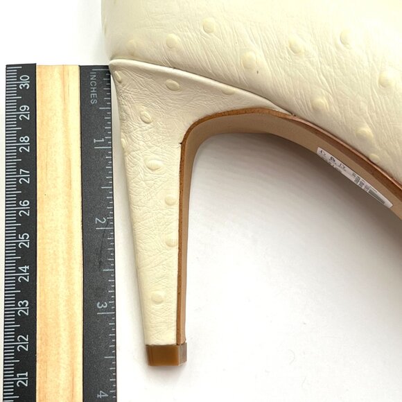 Clarks Womens Size 10 Ivory Ostrich Leather Classic Pumps Heels‎ Shoes NEW - Picture 13 of 13